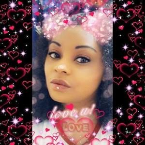 Meet your Posher, Yvette